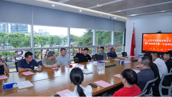 1760172142640087967.png image.png