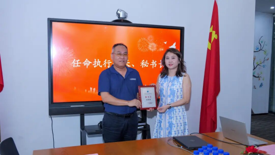 1760172235556023437.png image.png